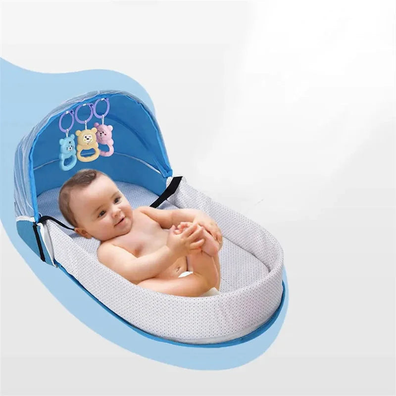 Foldable crib with mosquito net, ideal for outdoor use, lightweight design