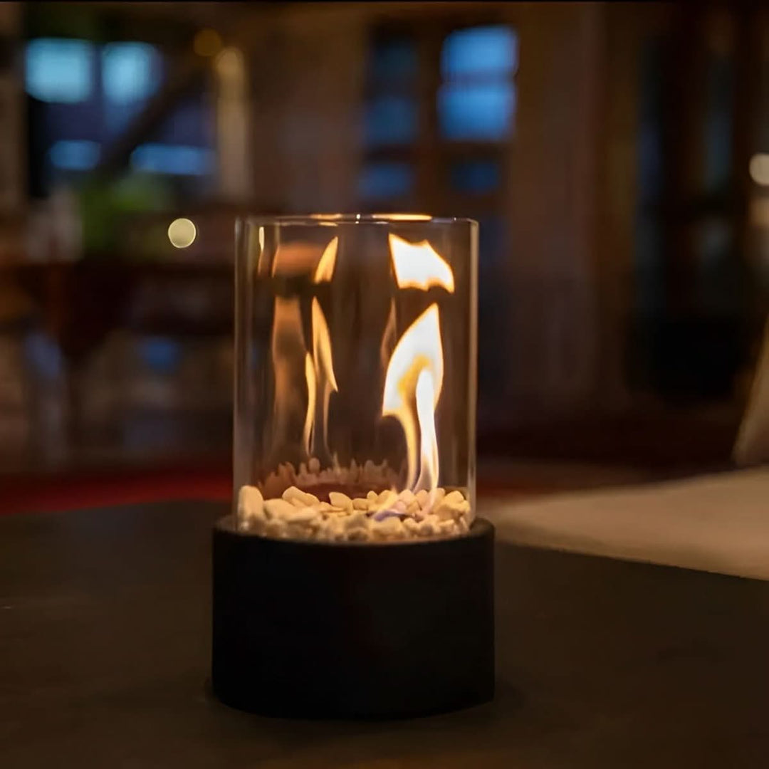 Portable bioethanol tabletop fireplace, clean-burning for cozy indoor & outdoor ambiance.