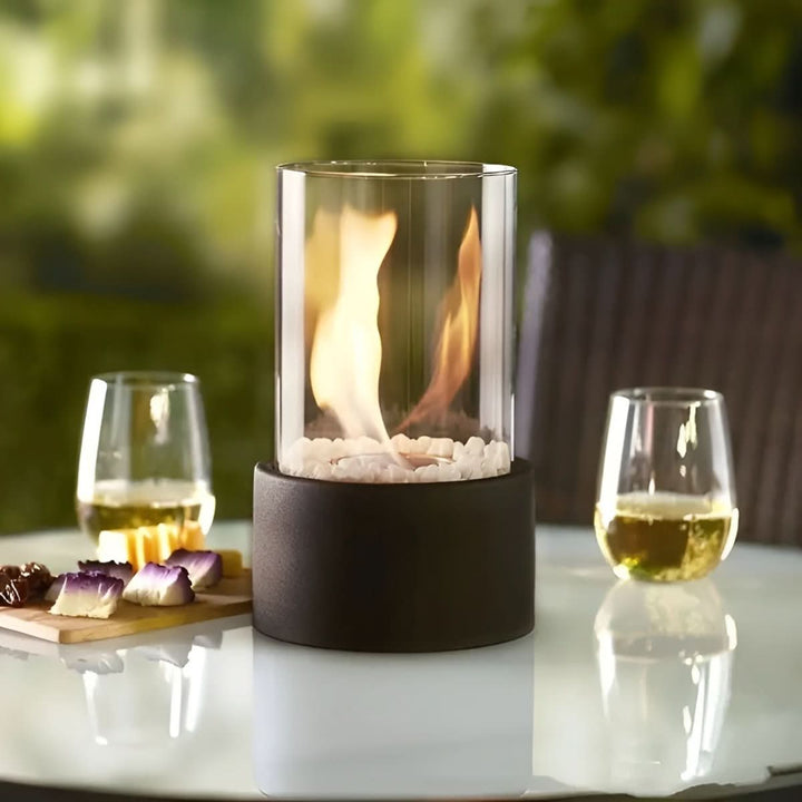 Chic tabletop bioethanol fireplace, modern design, creating a stylish focal point & home ambiance.