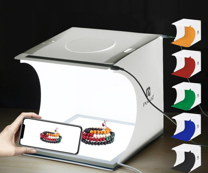 LED lightbox for e-commerce product photography. Creates professional images for online stores & creators.