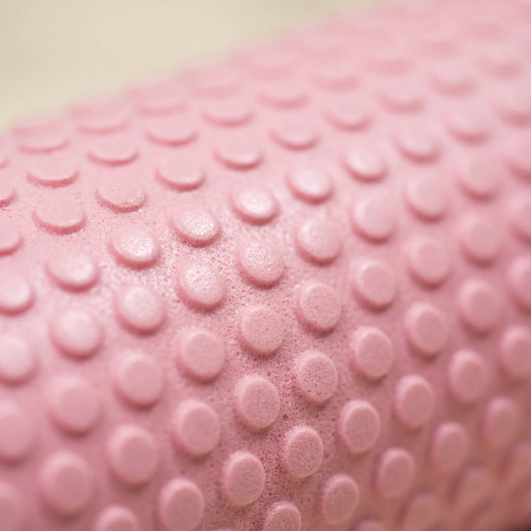 Gym accessory: High-density foam roller for full body muscle relief, ideal for pilates, yoga, and recovery.