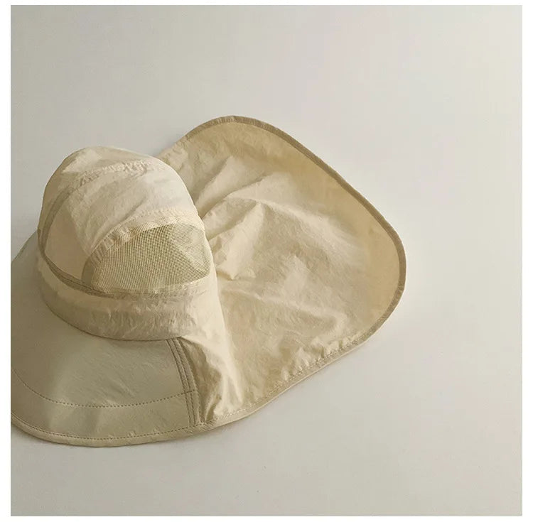 Toddler beach hat: Quick-dry cartoon sunshade, perfect for splash and play