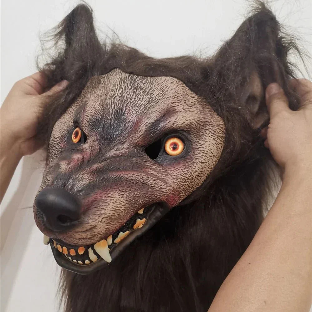 Full-head realistic werewolf mask for adults, a terrifying Halloween or cosplay accessory.