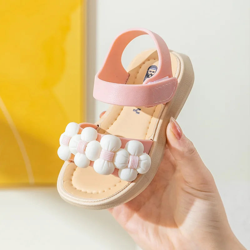 Grey anti-slip children's summer sandals, comfortable and breathable for play.