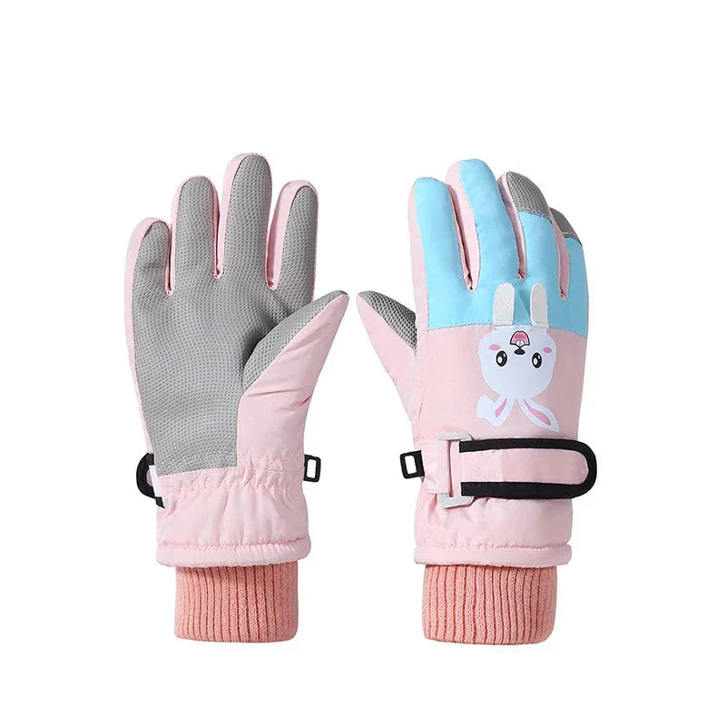 Waterproof children's ski gloves with insulation, keeping little hands warm in winter.