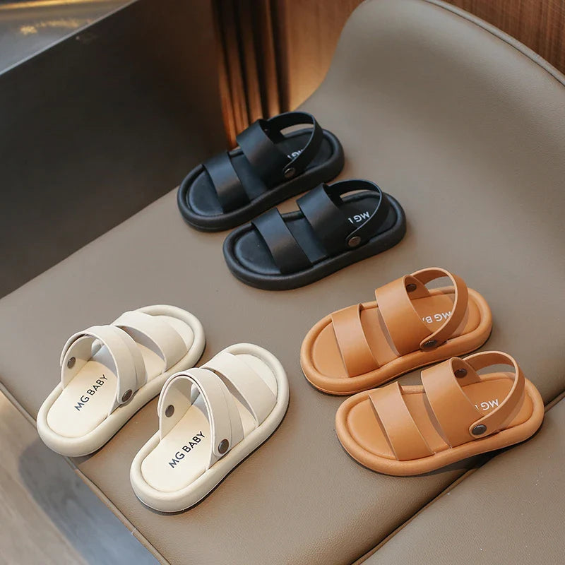 Red slip-on sport sandals for active children, boys or girls, with adjustable straps, for summer outdoor play.