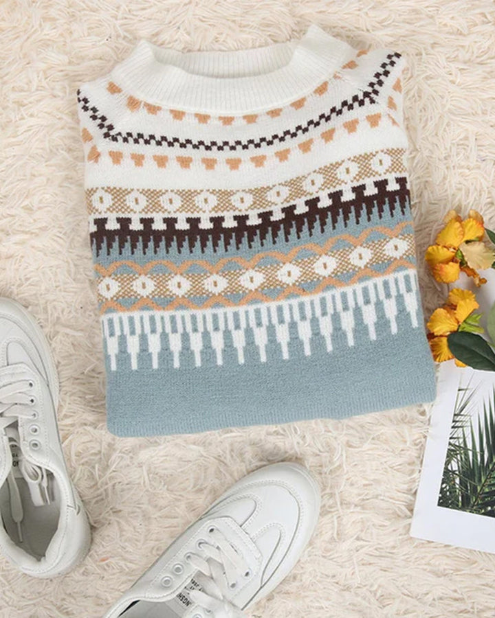 Ultra-cozy women's relaxed fit knit sweater, a must-have for winter fashion & comfort.