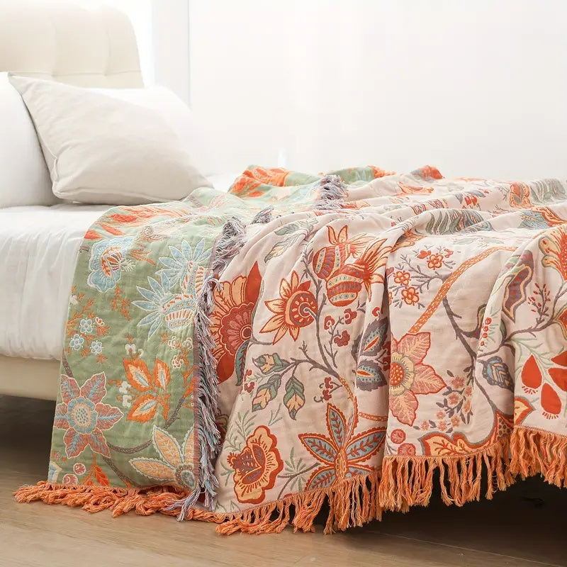 Unisex bohemian floral cotton throw blanket, perfect for rustic boho decor.