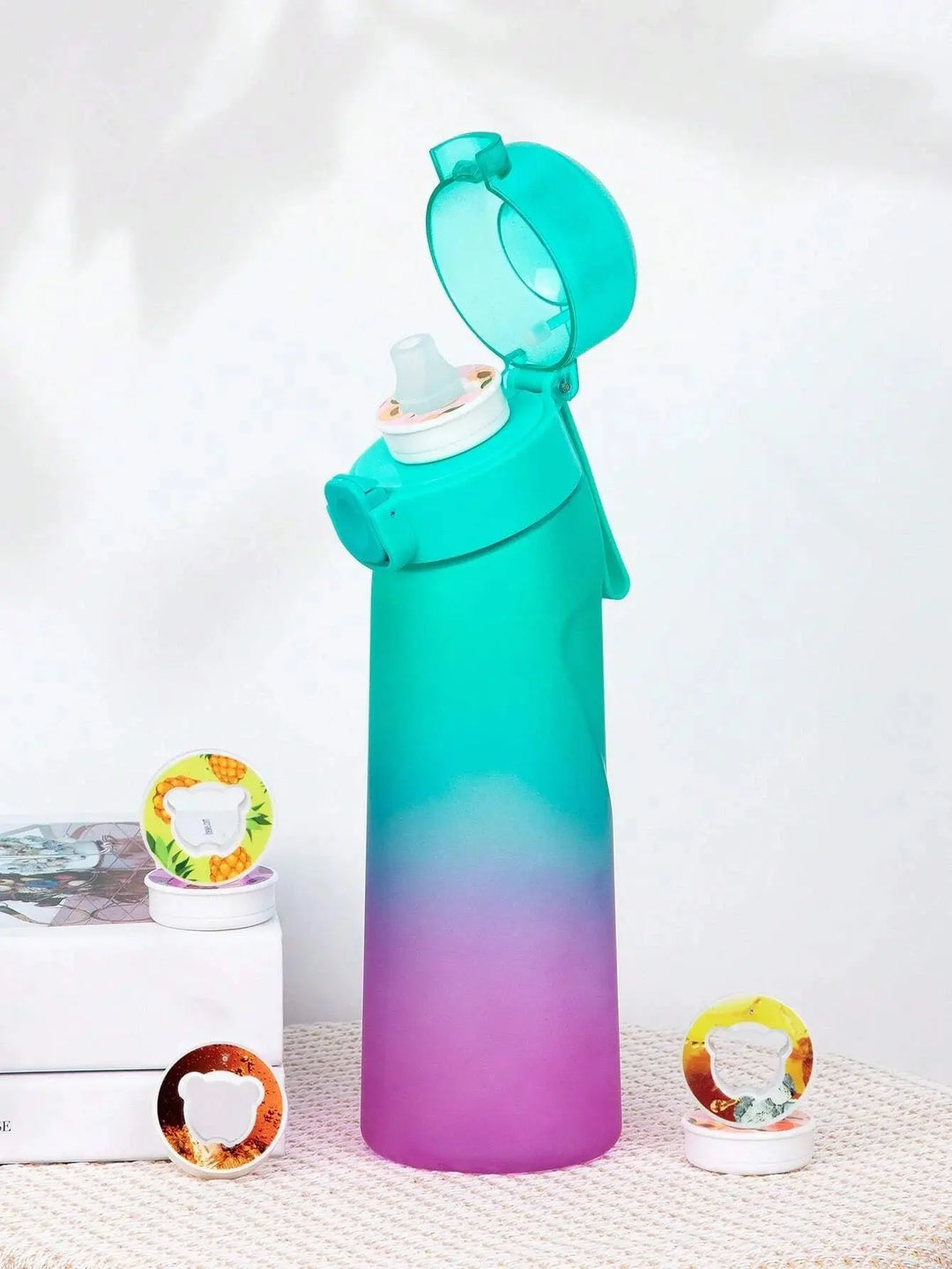 Reusable 0.65L scent bottle. Promote healthy drinking & zero sugar flavored water for daily use.