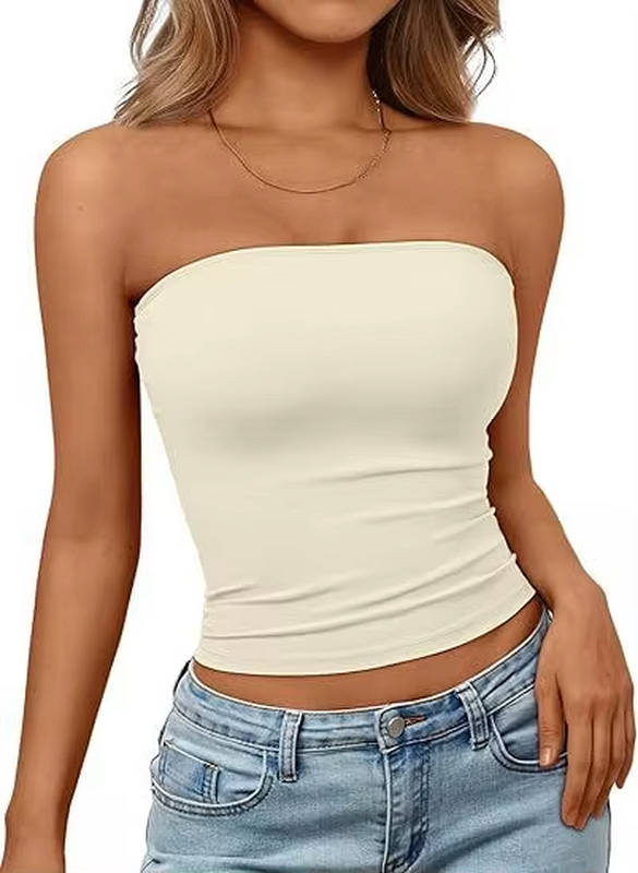 Women's seamless strapless bandeau top. Comfortable stretch crop top for summer days.
