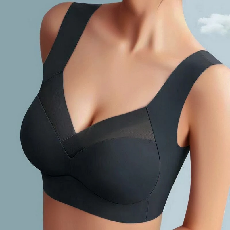 Black seamless wireless push-up bra for women, offering comfortable lift and smooth lines.