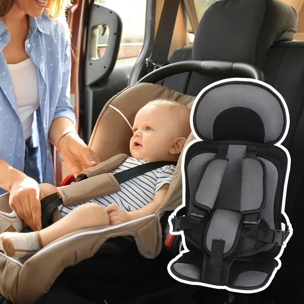 Kids car seat booster for vehicle travel, providing secure child safety with a durable and ergonomic design.