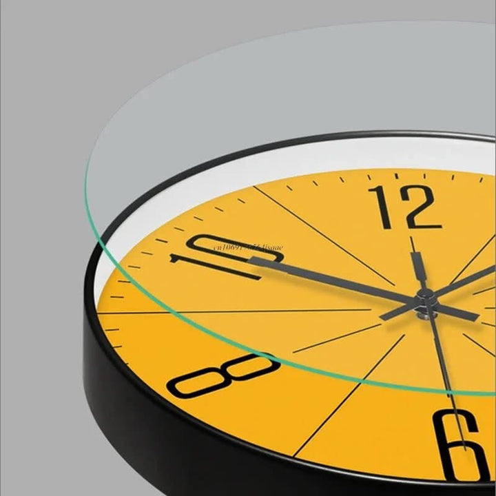 Quiet modern wall clock with Nordic design, perfect for a peaceful home environment.