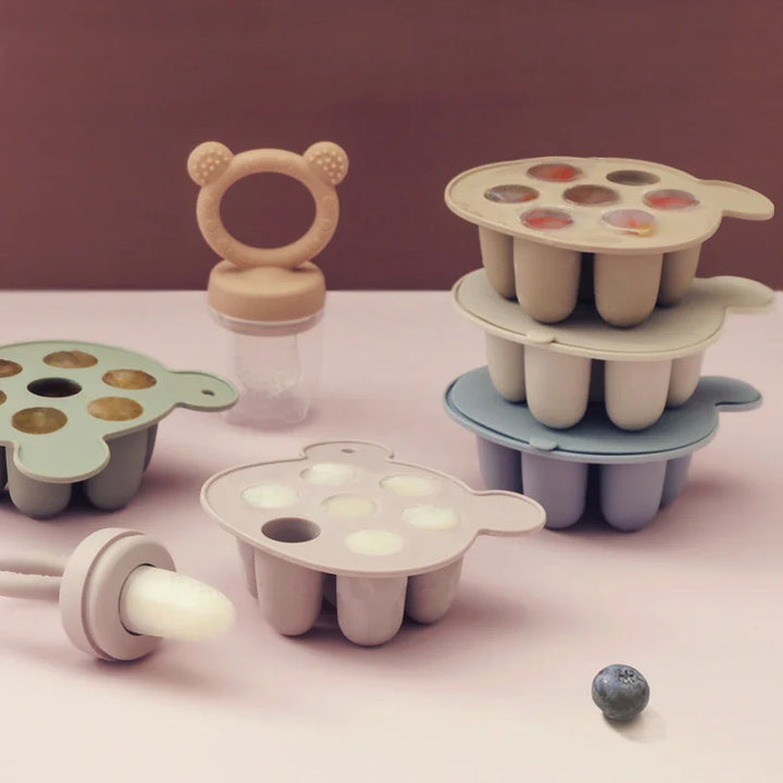 Silicone mold for baby ice cream pops, perfect for healthy homemade treats & snacks. BPA-free, food-grade.