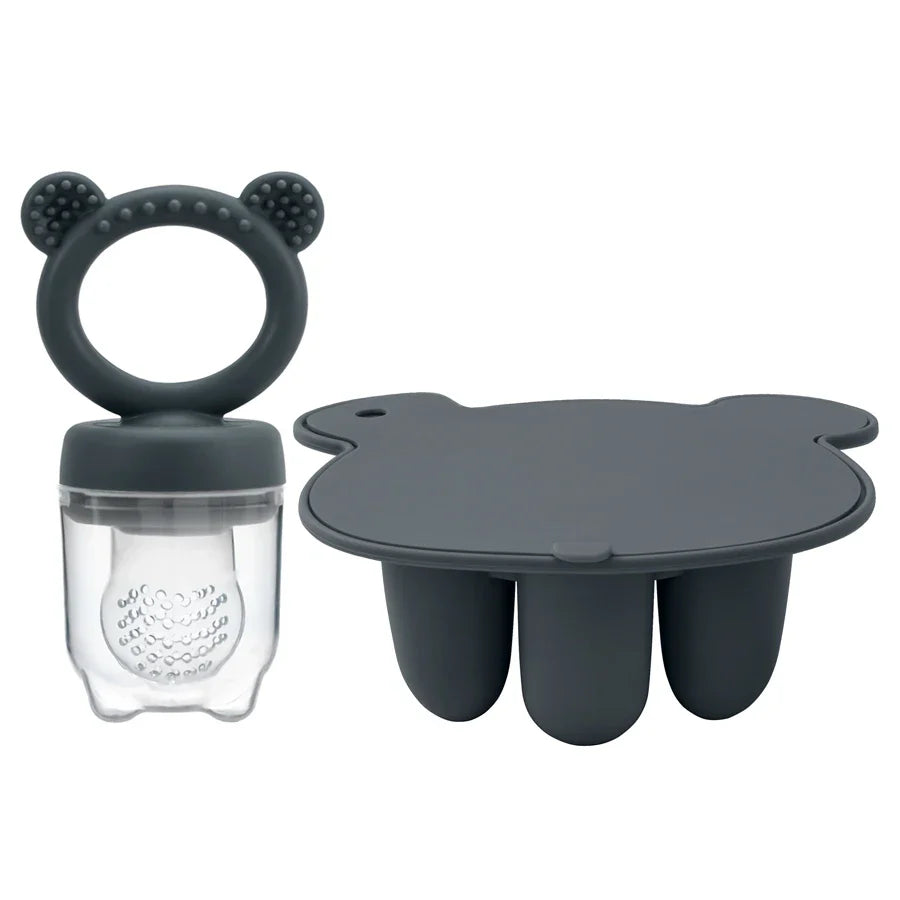 Weaning essential: silicone mold for healthy baby ice cream pops. Homemade frozen desserts for little ones.