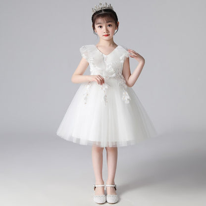 Delicate girls' party dress with floral lace embroidery, a true princess style.