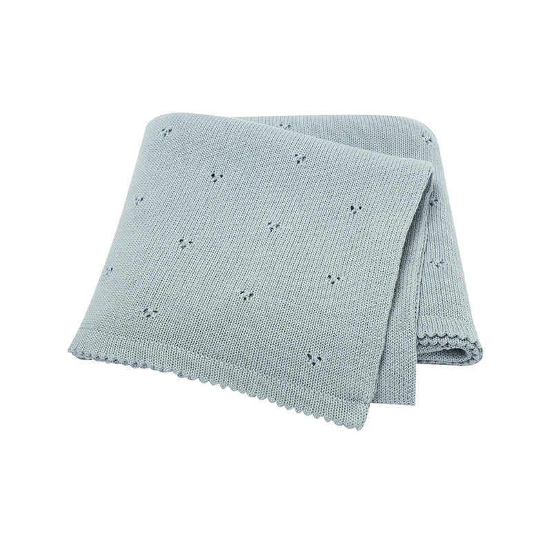 Premium soft cotton newborn quilt, durable and machine washable. An essential baby comfort item.