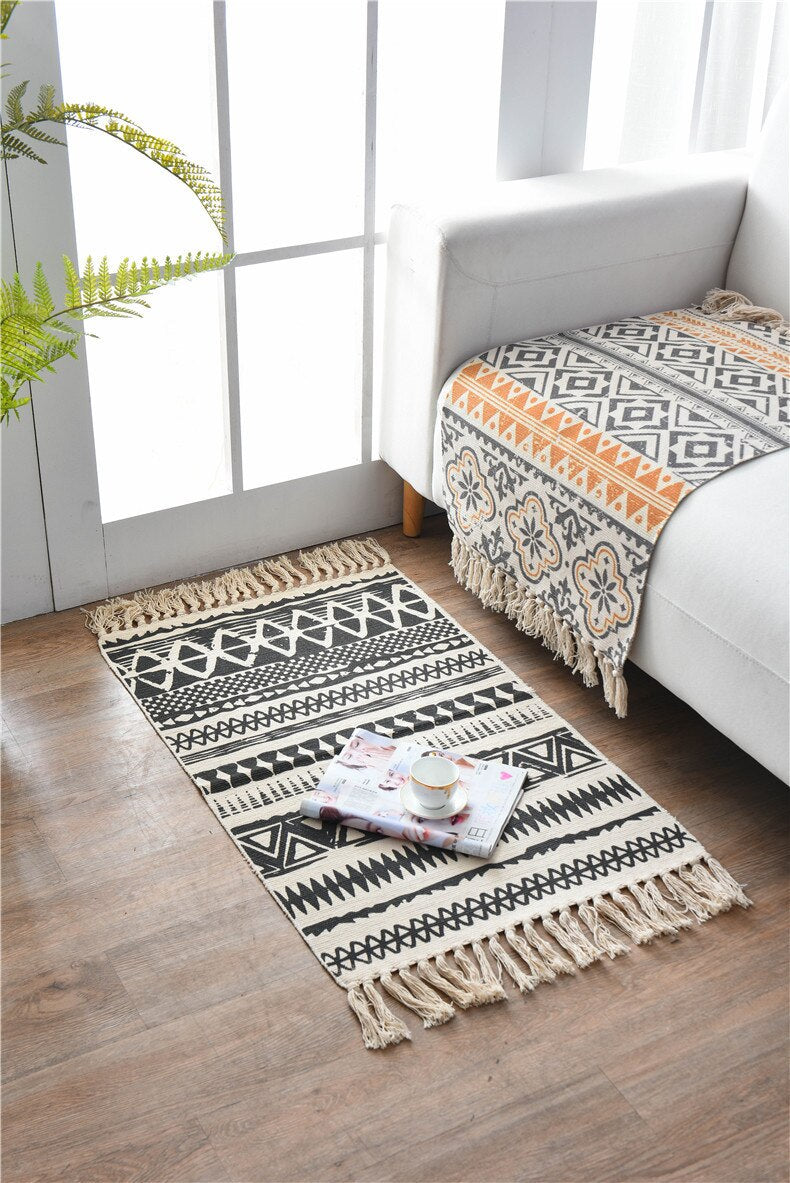 Soft cotton linen newborn photography rug, perfect backdrop for infant photo shoots.