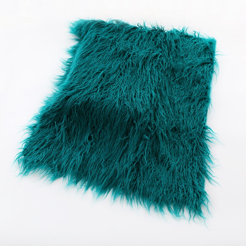 Textured knit baby blanket prop, essential newborn accessory for captivating infant photography.