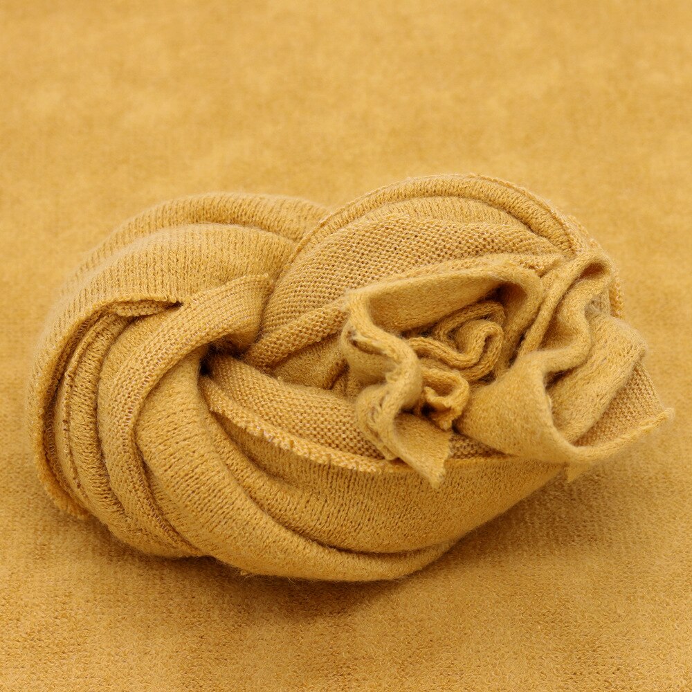 Cream baby blanket, a knitted wrap prop for professional newborn photography and baby's backdrop.