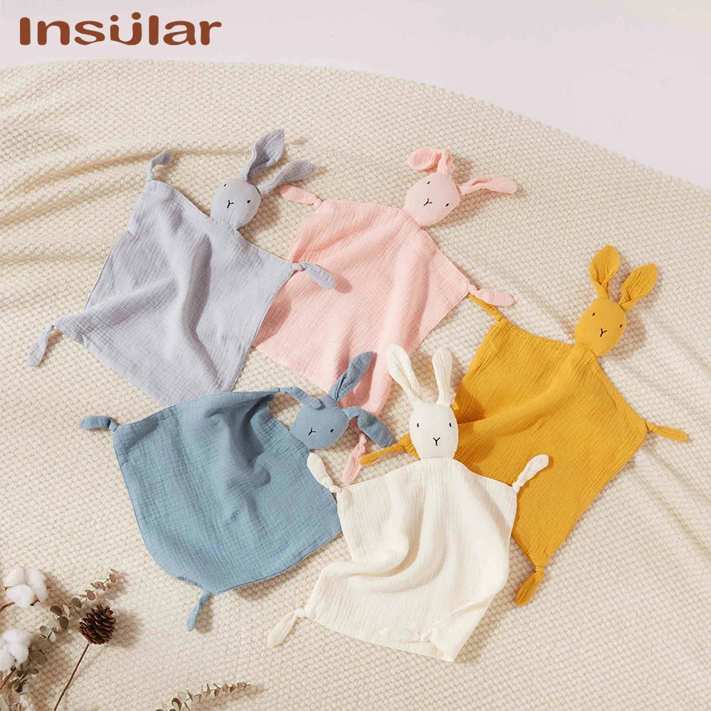 Unisex breathable muslin comfort towels, ideal for infants, with a gentle texture for delicate skin.