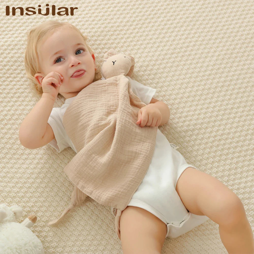 Baby comfort towel set in a minimalist style, featuring absorbent muslin for daily infant use.