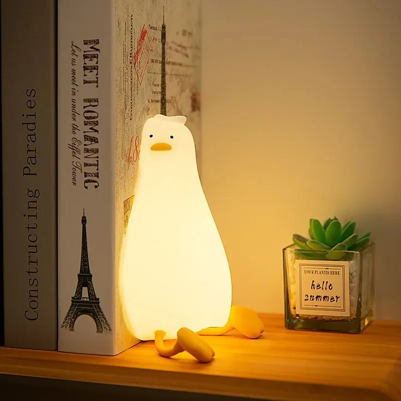 Rechargeable animal silicone night light, dimmable for peaceful toddler sleep. Gentle glow.