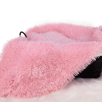 Cozy dacron baby blanket, ideal photography prop for newborn portraits and infant pictures.