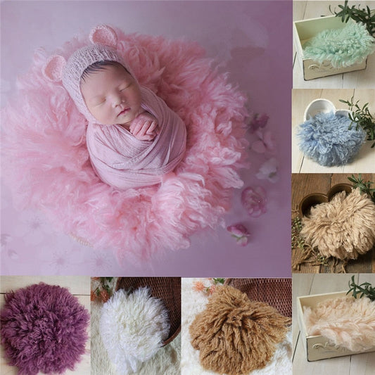 Soft white wool photography blanket for newborn posing, ideal baby photo prop.