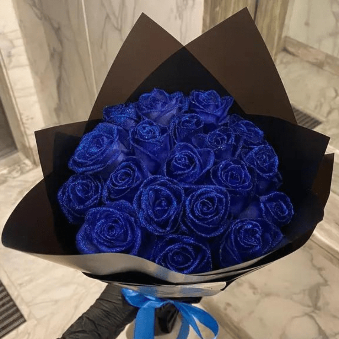 Sparkling eternal glitter rose, perfect unfading flower for romantic gifts, home decor, or special occasions.
