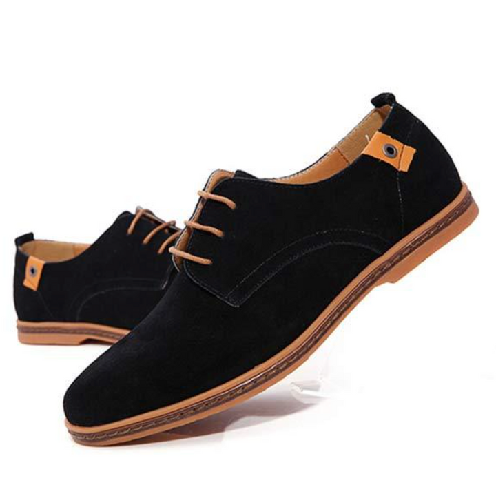 Elegant men's dress Derby shoes with a classic lace-up design, suitable for any formal or informal occasion.