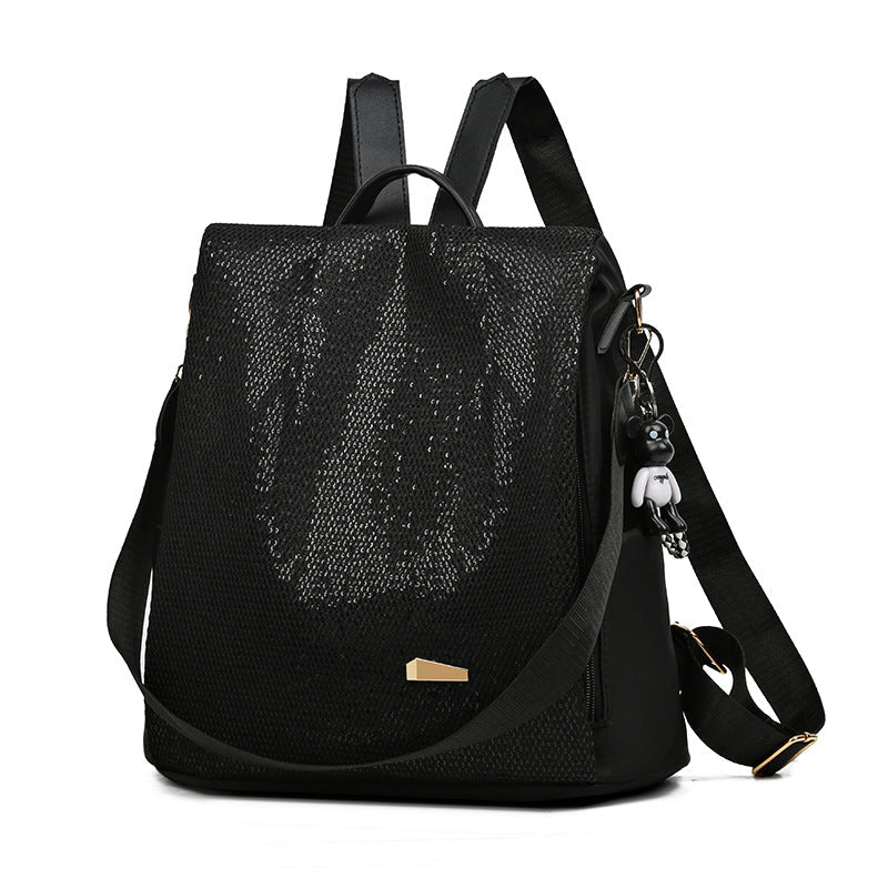 Detail of the hidden zipper on a stylish women's anti-theft backpack, ensuring secure daily carry.