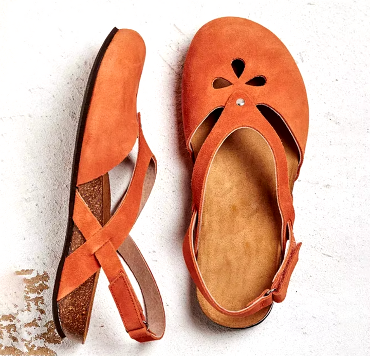 Comfortable women's casual sandals, perfect stylish flat open-toe footwear for everyday summer.