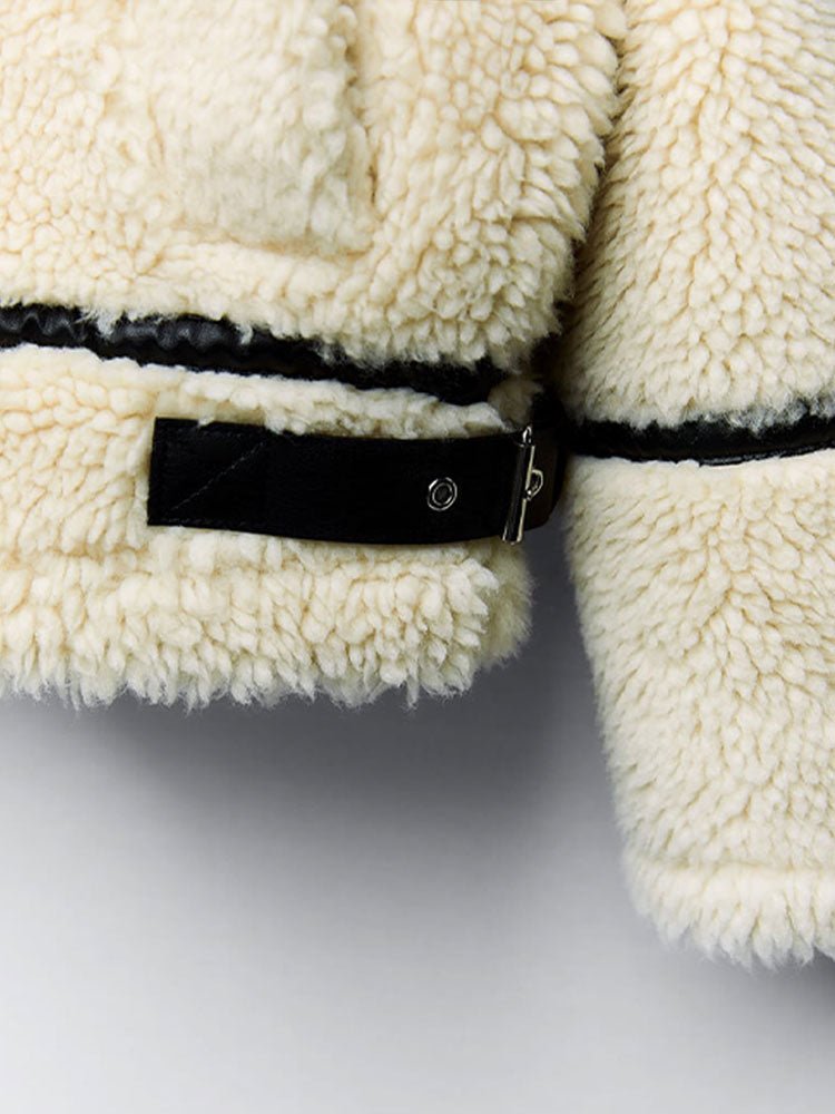 Warm women's aviator jacket, crafted for cozy comfort and sophisticated winter wear, ideal for cold weather.