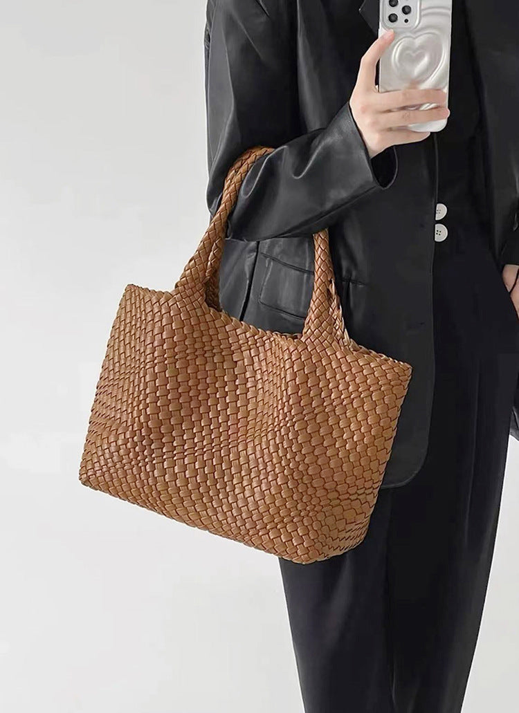 Spacious everyday women's shoulder bag, a large woven tote in a versatile design.