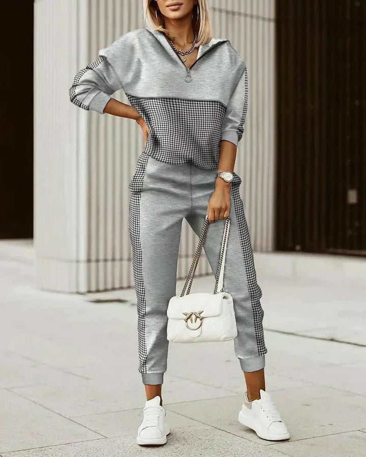 Soft women's casual tracksuit set, a modern loungewear outfit designed for ultimate comfort and stylish ease.