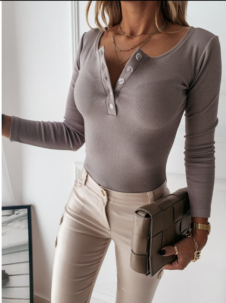 Chic women's ribbed long sleeve button-up top. A versatile henley tee for stylish spring & fall outfits.
