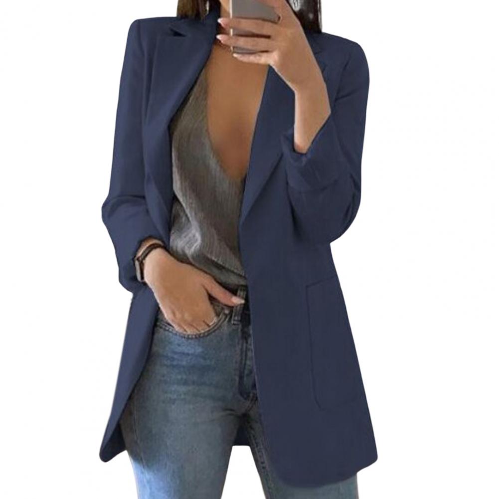 Stylish women's blazer jacket, adaptable for professional attire or everyday wear. Features a sleek cut & pockets.
