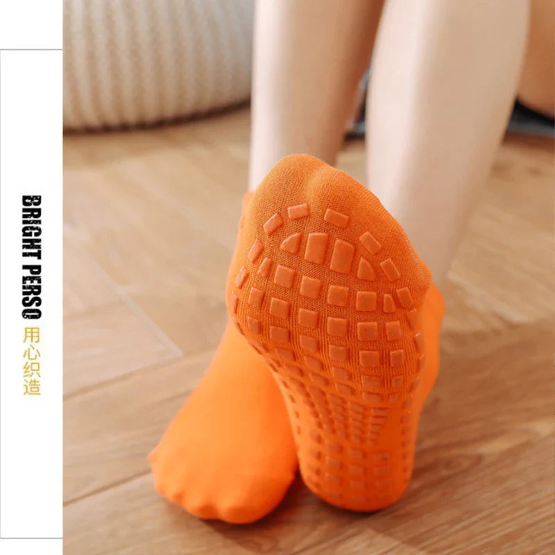Vibrant multi-colored anti-slip trampoline socks, 10 pairs of comfortable cotton sports socks