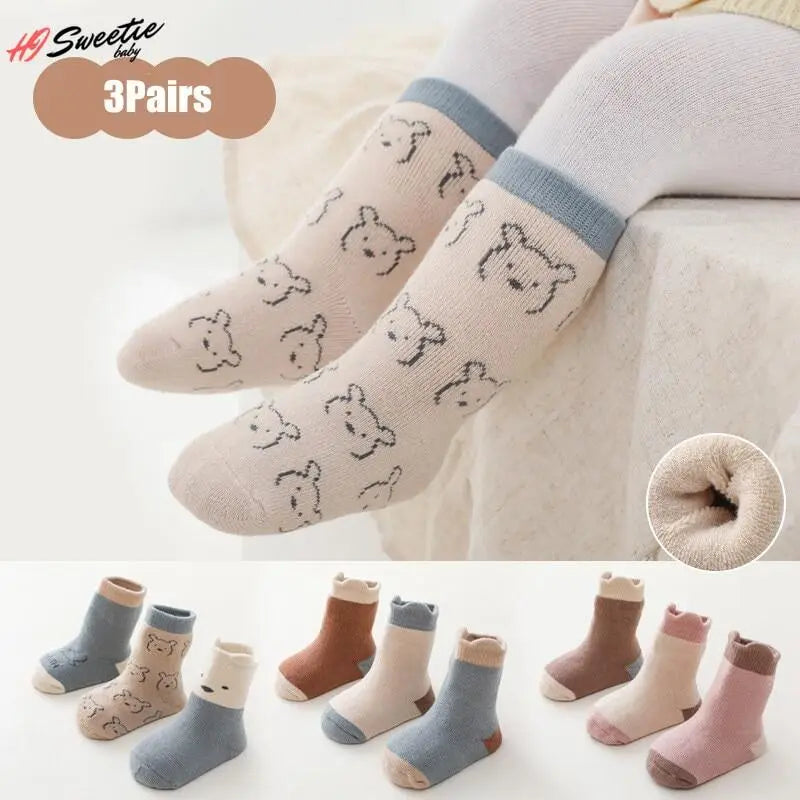 Unisex baby socks set for autumn-winter, featuring a soft cotton blend for cozy comfort