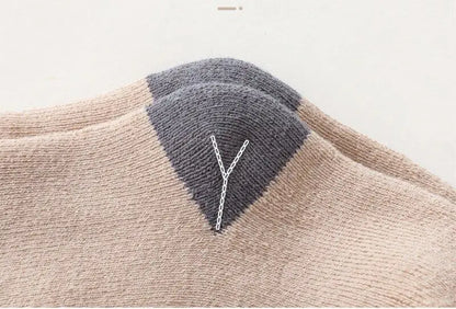 Essential autumn-winter baby socks, providing cozy warmth and soft comfort for little feet
