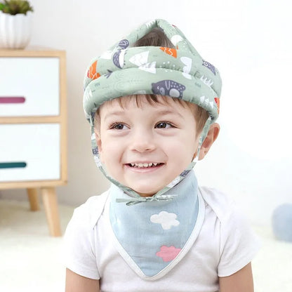Baby head protection cap, anti-fall helmet in gender-neutral design for active infants.