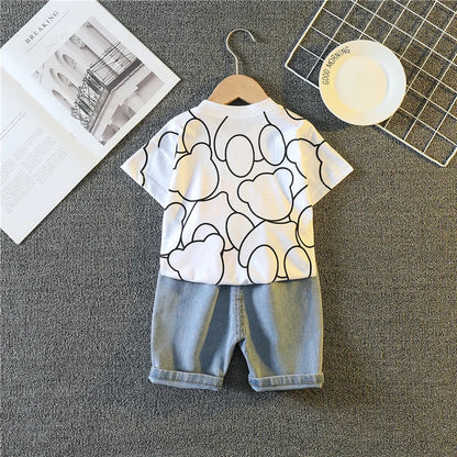 Baby boy's 2 piece playwear set: light blue t-shirt with lion character, comfortable striped shorts