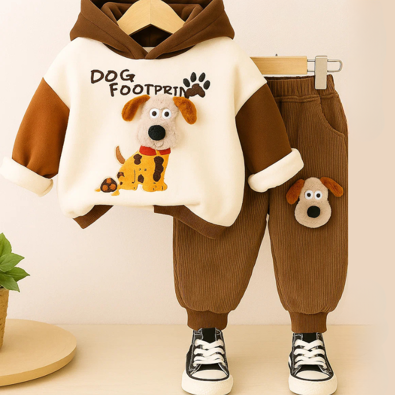 Comfortable polyester tracksuit for toddler boys, gray with striped details, ideal kids' clothing.