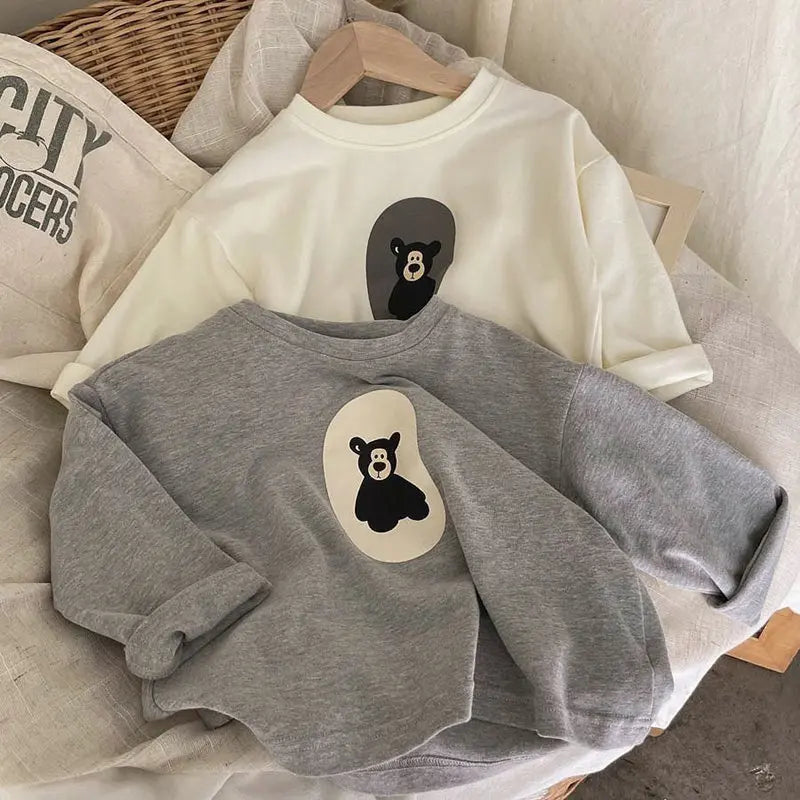 Toddler cotton sweatshirt with cute bear print, perfect for spring casual wear for boys or girls.