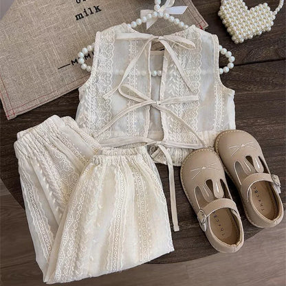 Folded hollow lace toddler summer outfit, light green, two piece set, travel-friendly kids wear