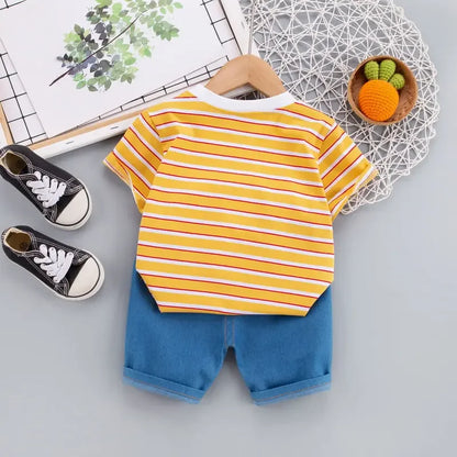 Giraffe print toddler girl's summer outfit, soft cotton playwear set