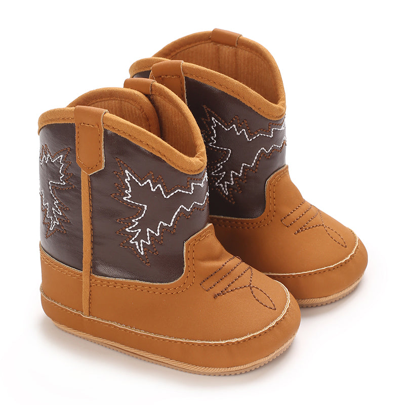 Toddler girls' fringe cowboy boots in a classic ivory, versatile western fashion for kids.