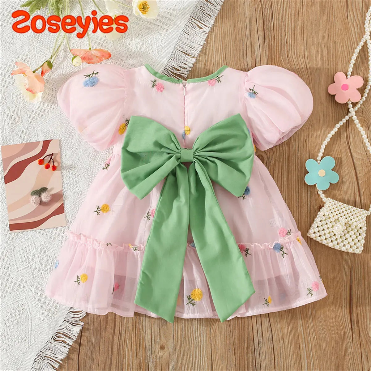 Girls' elegant back bow flower dress, ideal for summer parties and special occasions.