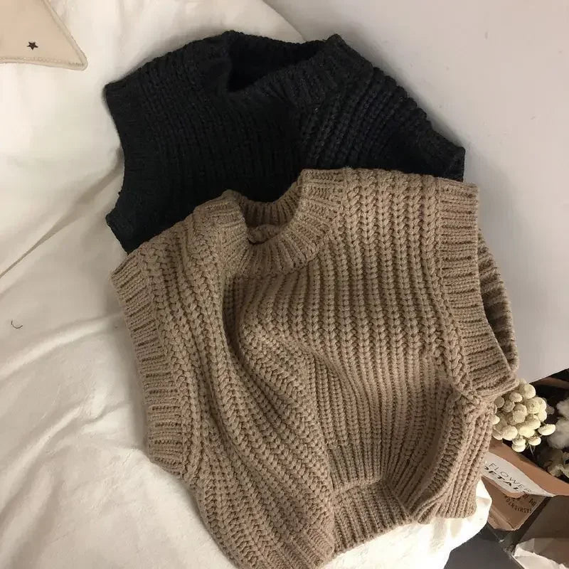 Kids' warm autumn sweater made from soft knitted cotton, ideal for everyday wear.